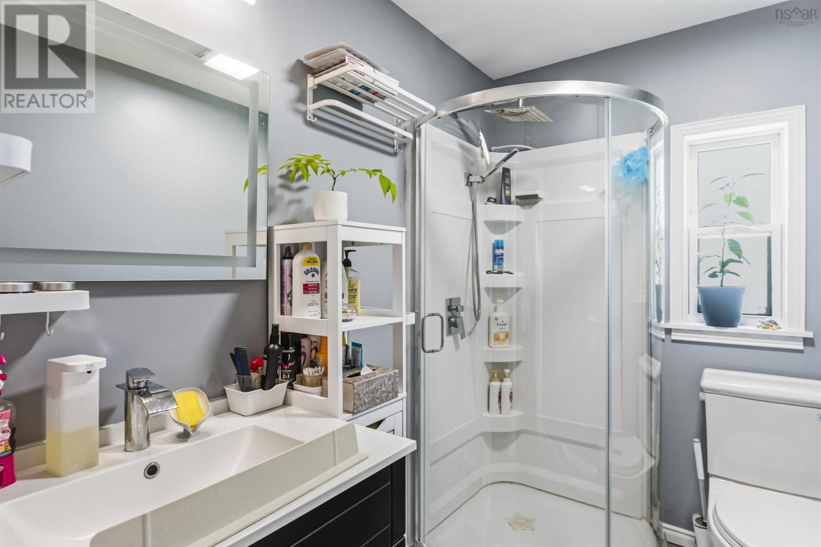 Property 22 of 48 of 26 Spring Garden Road