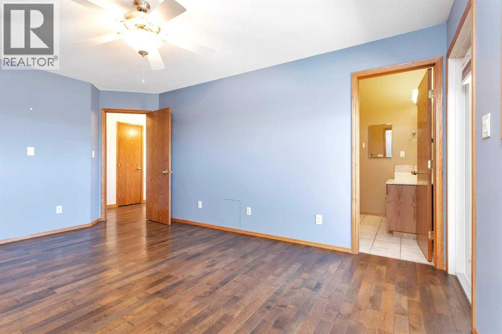 Listing photo – 5823 60 Avenue, Rocky Mountain House