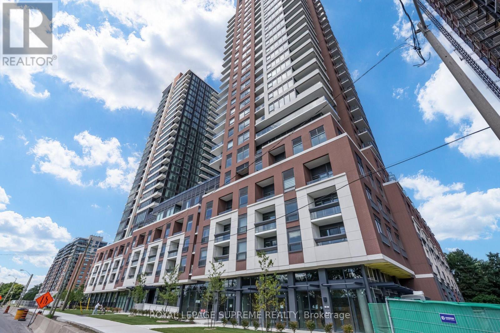 Photo of 4010 Eglinton Avenue