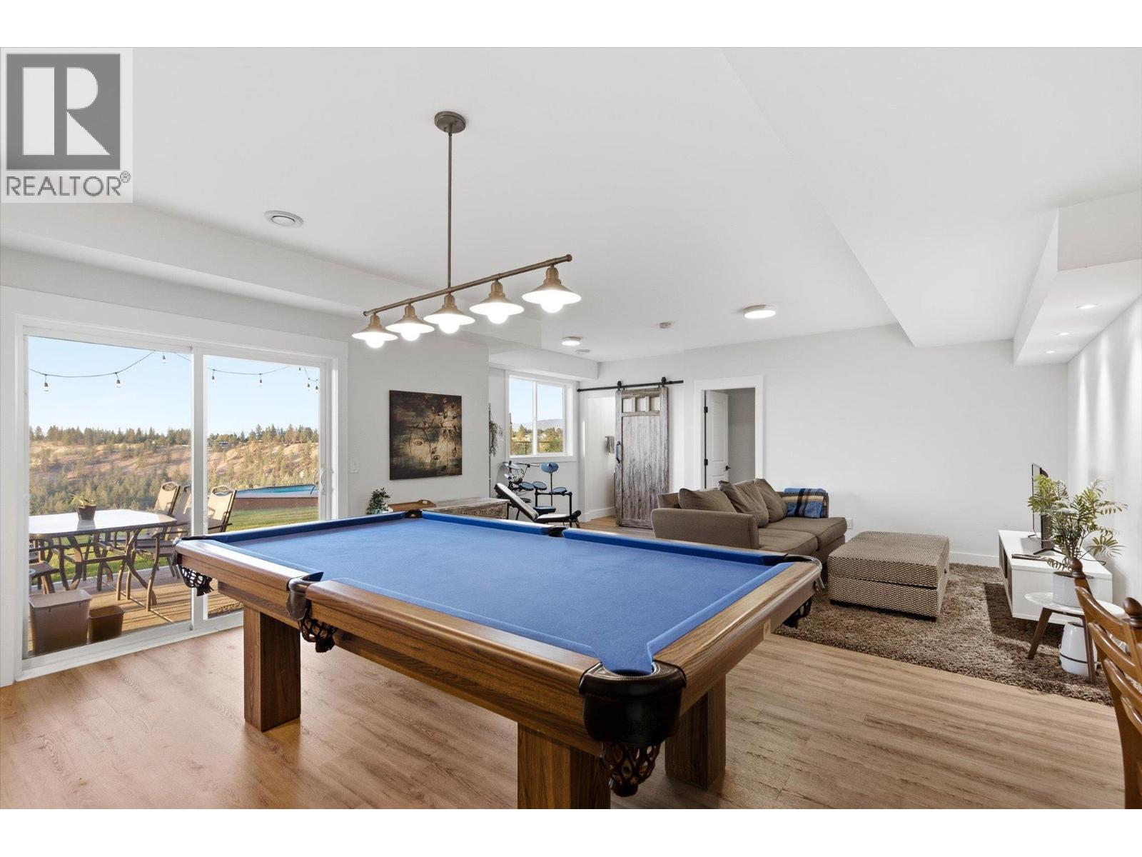  1160 Goldfinch Place, Kelowna
