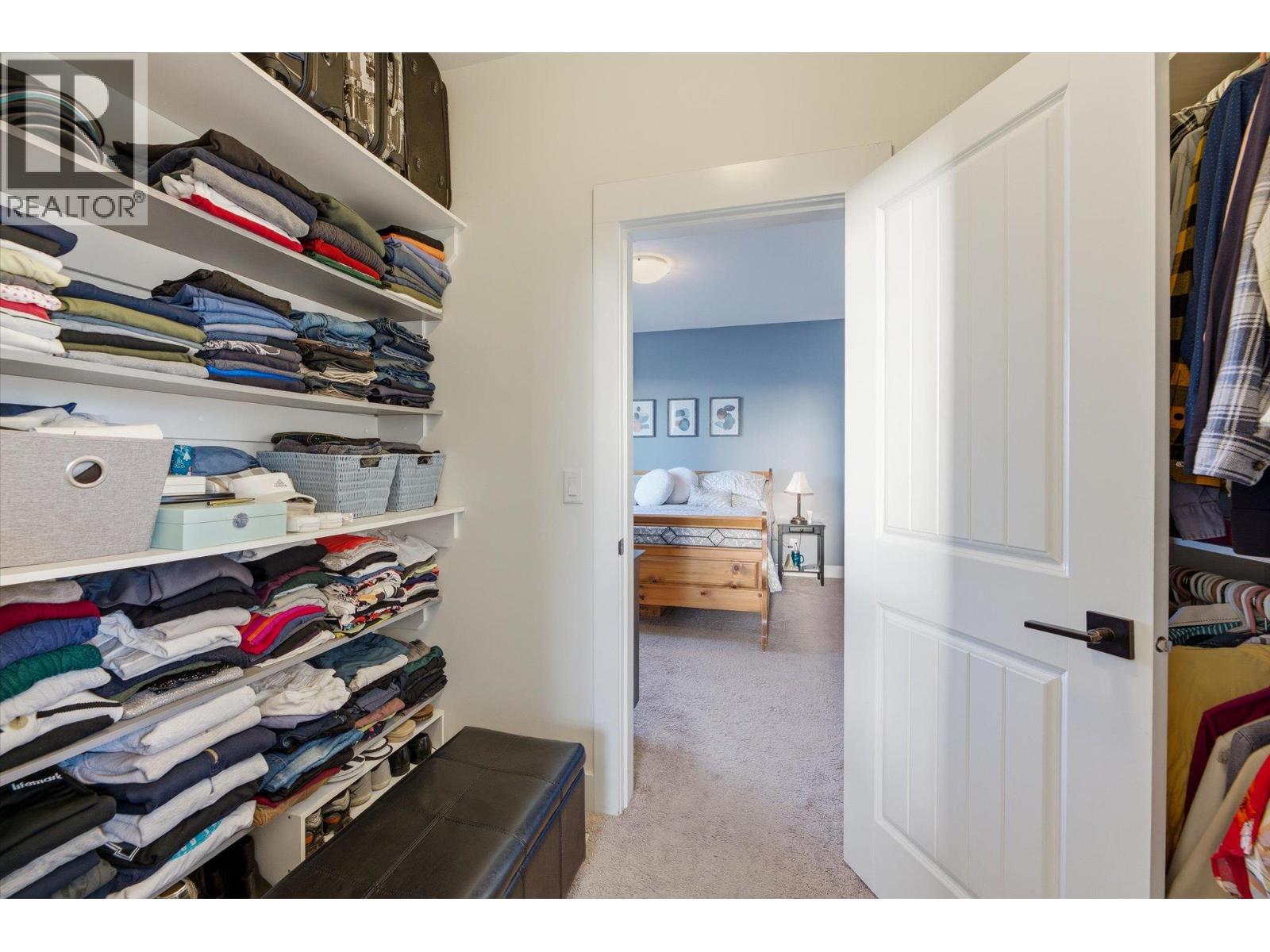  1160 Goldfinch Place, Kelowna