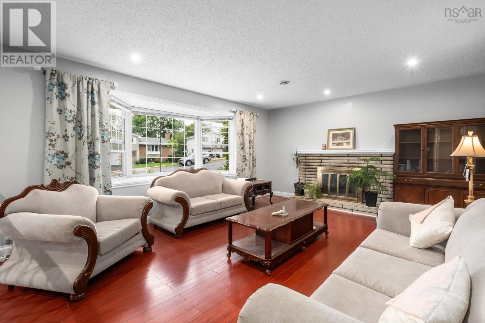 Property 4 of 44 of 42 Spring Avenue Avenue