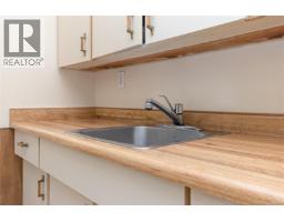 101 1000 Mcclure St, Victoria, BC V8V3E9 Photo 16