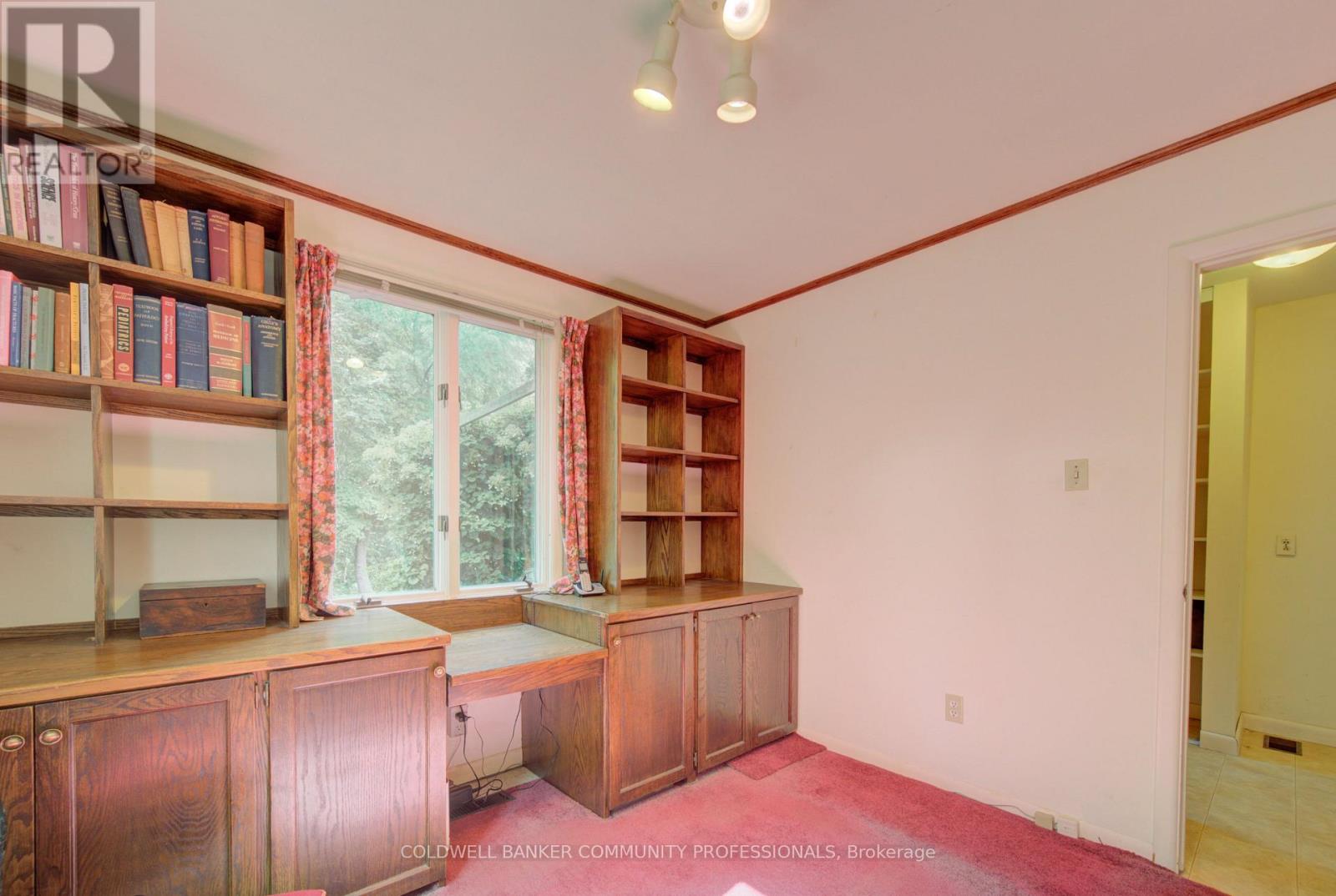 4 MAYFAIR COURT - 16