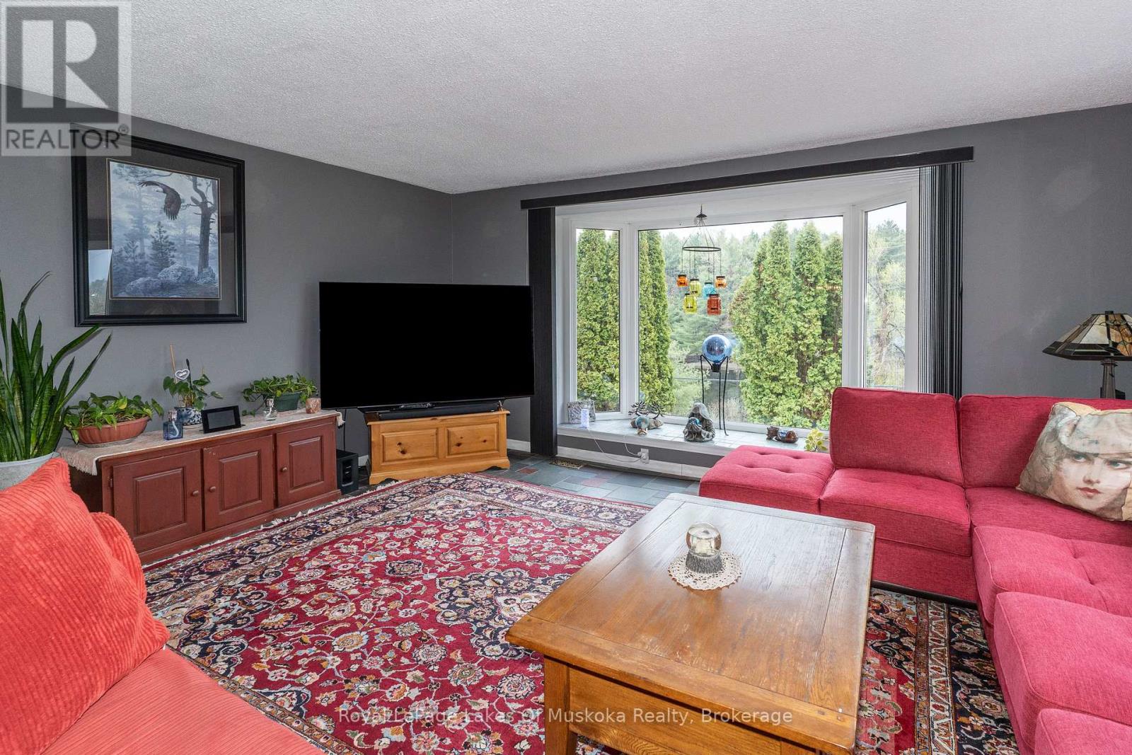 183 SANTAS VILLAGE ROAD - Image 6