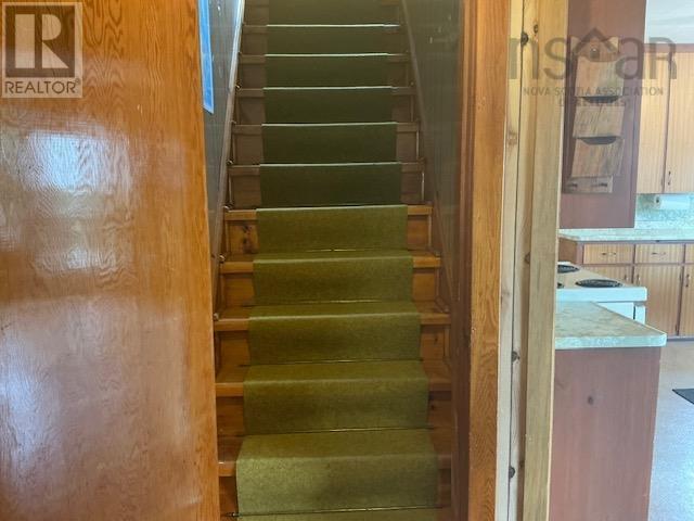 Property 20 of 25 of 21 Elm Street
