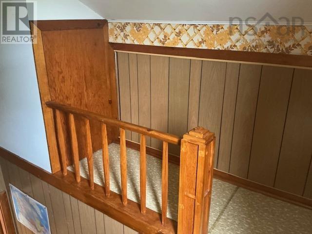 Property 21 of 25 of 21 Elm Street