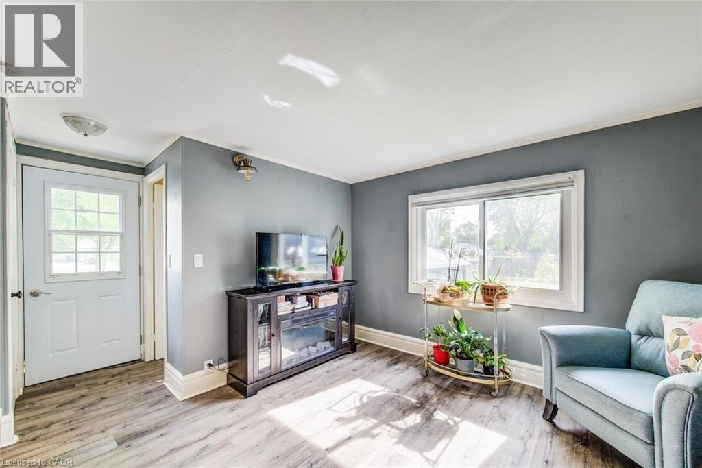 96 HOME Street - Image 24