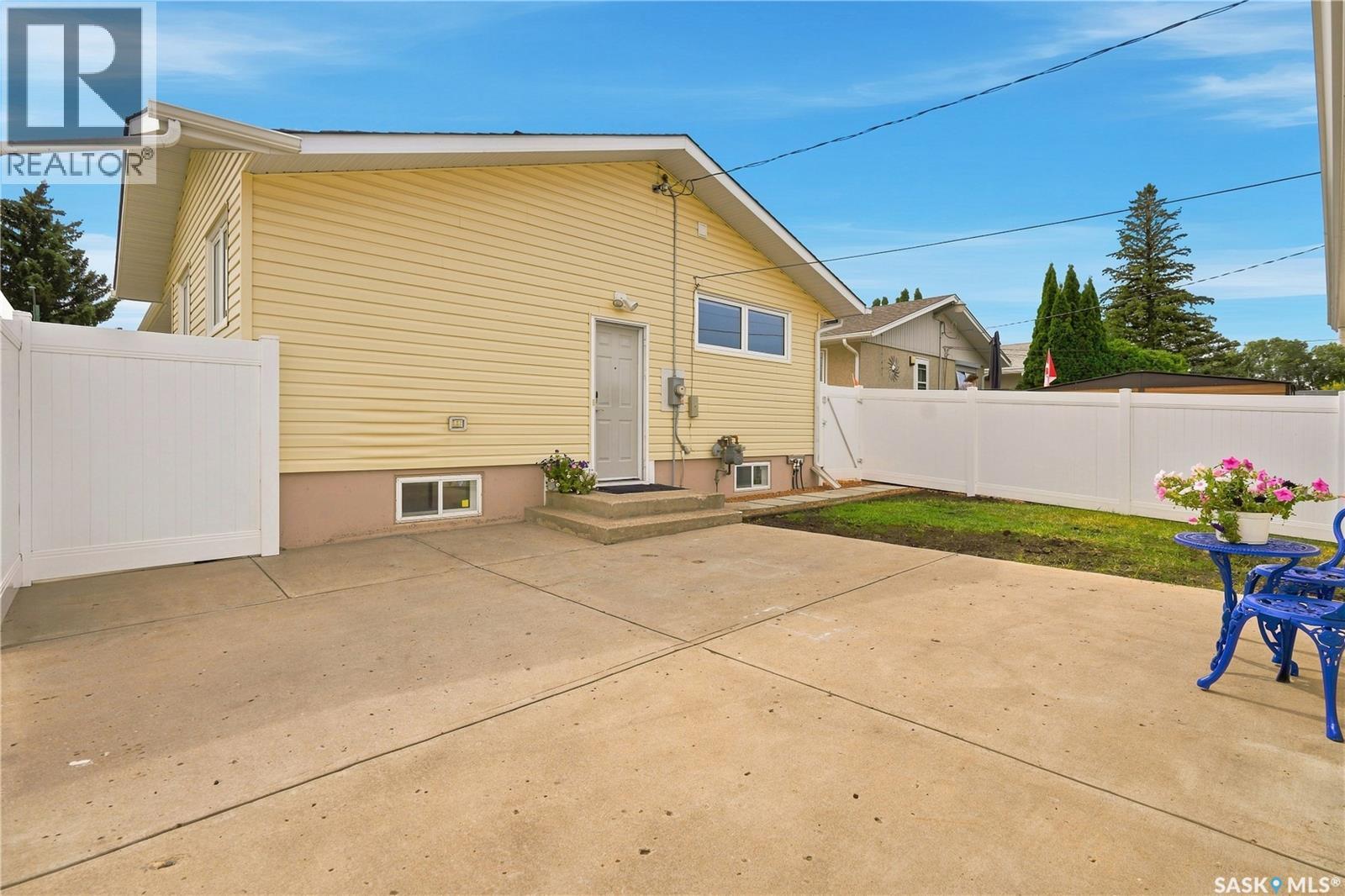790 13th AVENUE SW - 45
