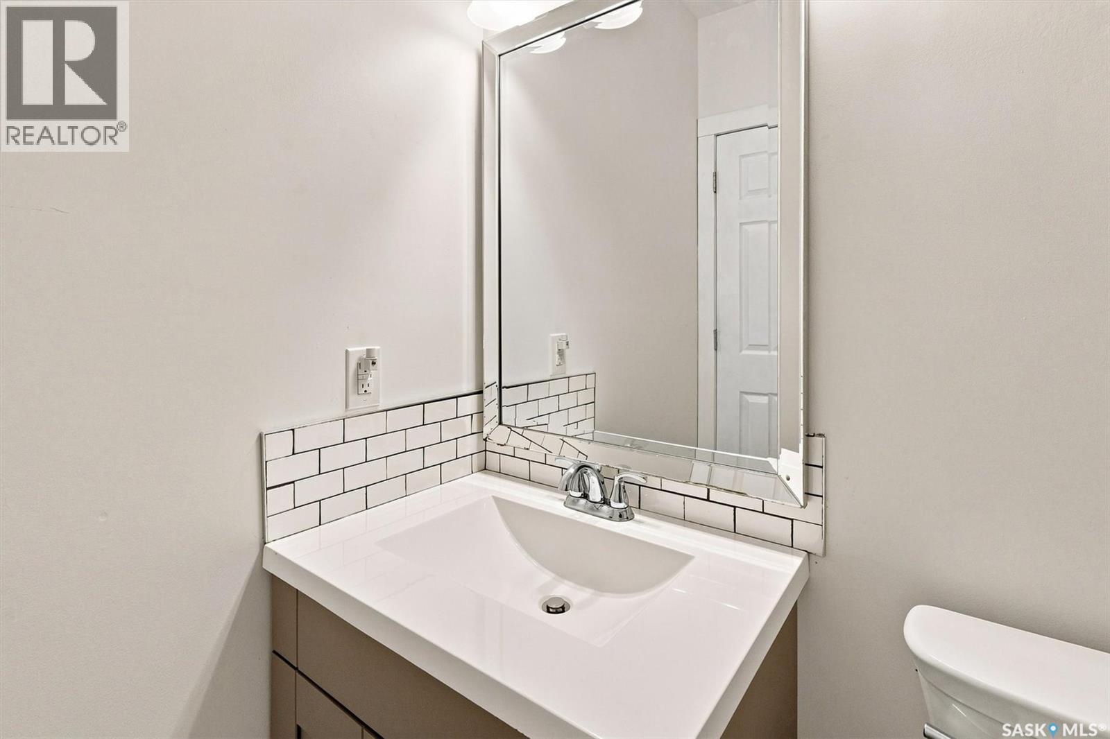636 Meadows BOULEVARD - Image 39
