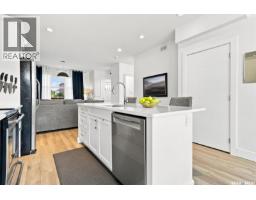 Kitchen - 636 Meadows Boulevard, Saskatoon, SK S7V0M5 Photo 12