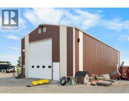 232006 Range Road 245, Rural Wheatland County, AB T1P0N5 Photo 32
