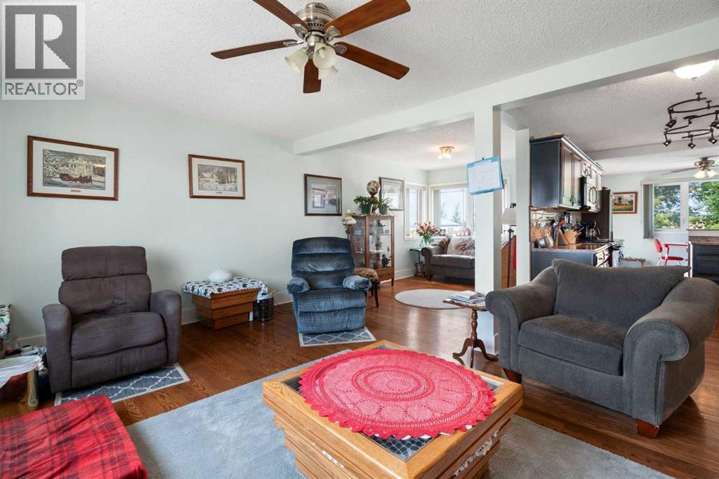 232006 Range Road 245 - Image 13