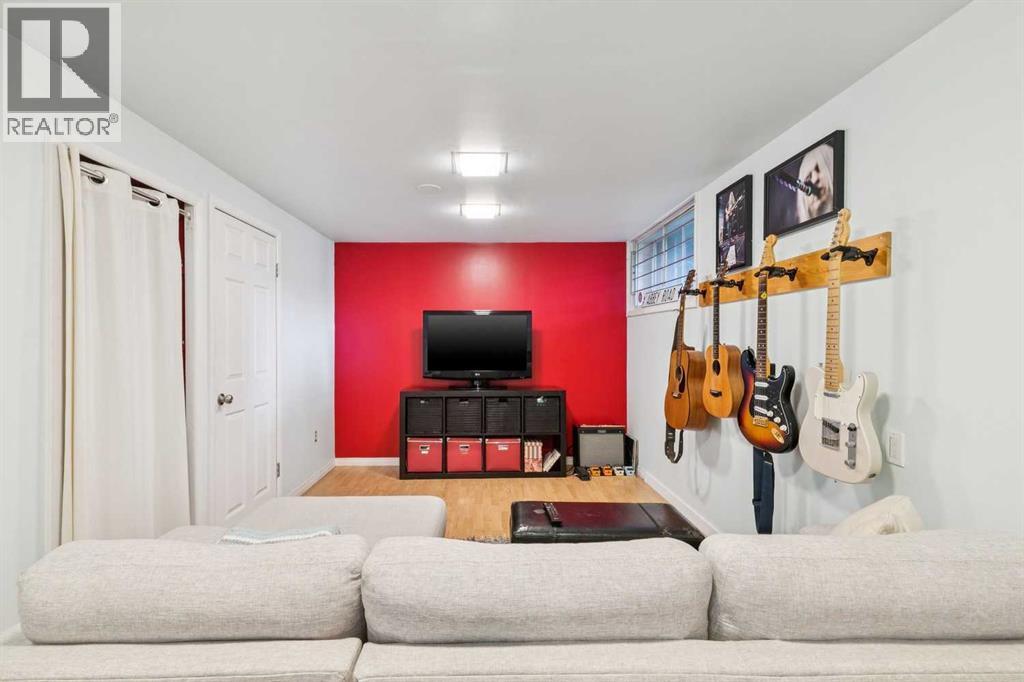 2027 4 Avenue NW - 32