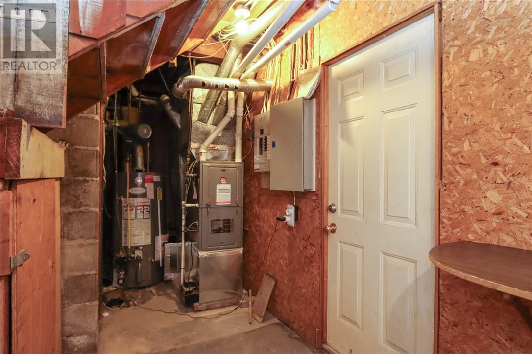 17 Landsend Street - Image 31