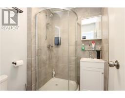 17 Landsend Street, Sudbury, ON P3C1B9 Photo 11