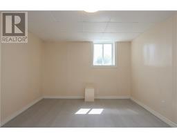 17 Landsend Street, Sudbury, ON P3C1B9 Photo 20