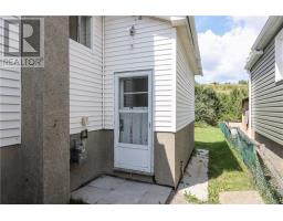 17 Landsend Street, Sudbury, ON P3C1B9 Photo 27