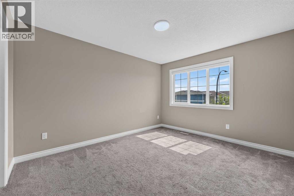 148 Evansborough Way NW - 27