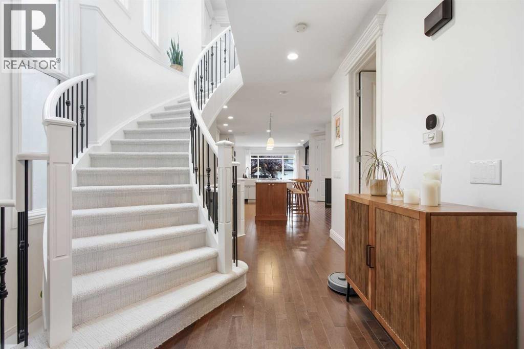 2025 45 Avenue SW, Altadore, Calgary photo 5