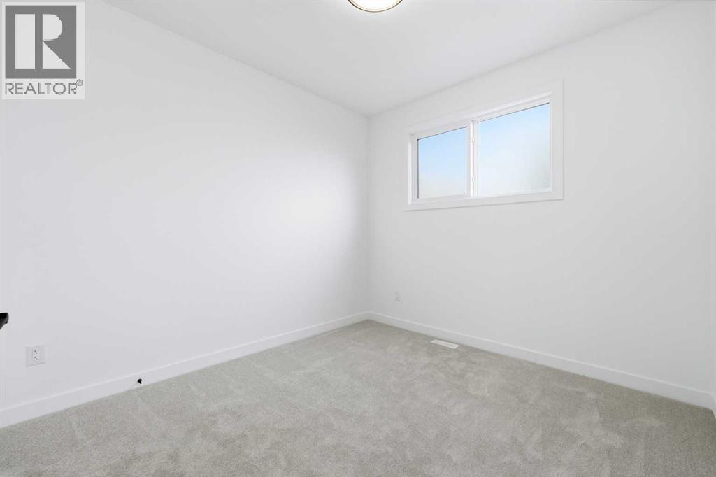 #3 2701 28 Avenue SW - Image 32