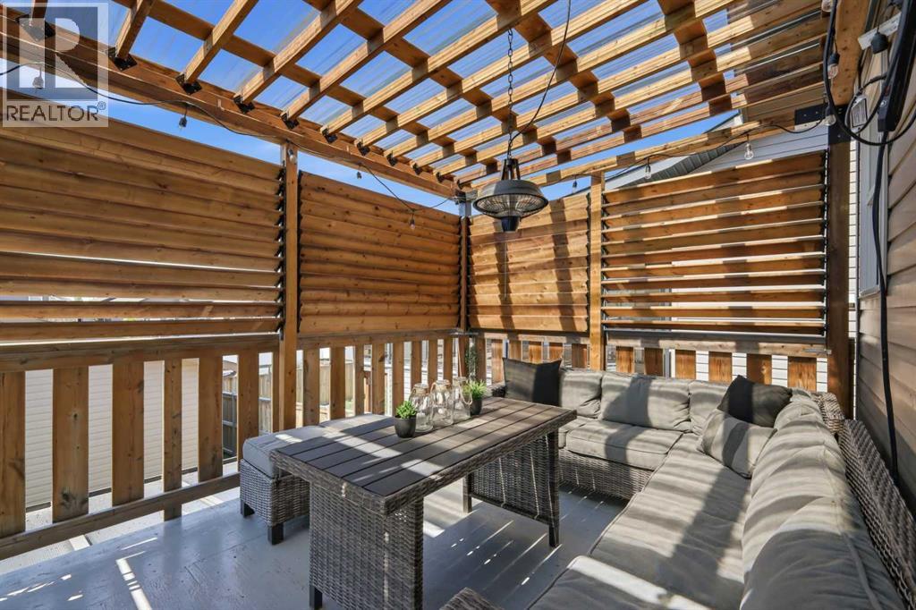 Upper Deck off of Kitchen