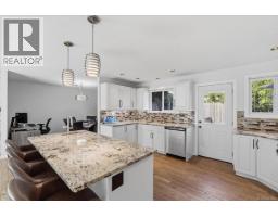 Living room - 5579 Clipper Dr, Nanaimo, BC V9T5M7 Photo 12