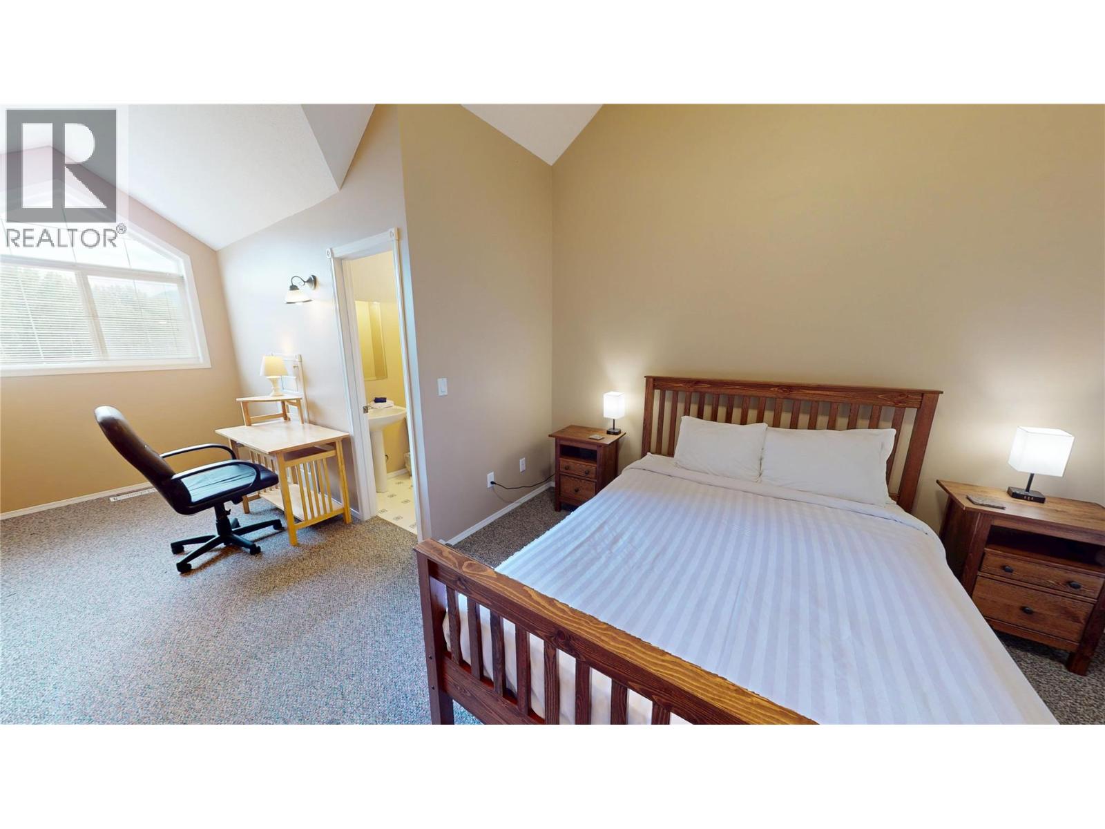 #426 400 Riverside Way - 23