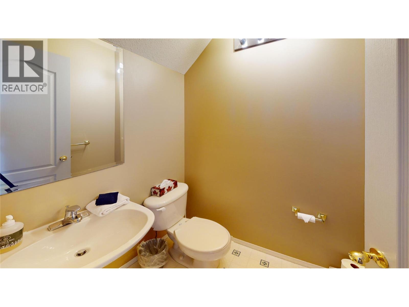 #426 400 Riverside Way - Image 26