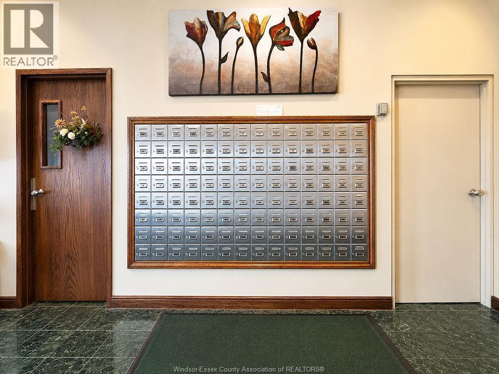 #1303 515 RIVERSIDE DRIVE - Image 17