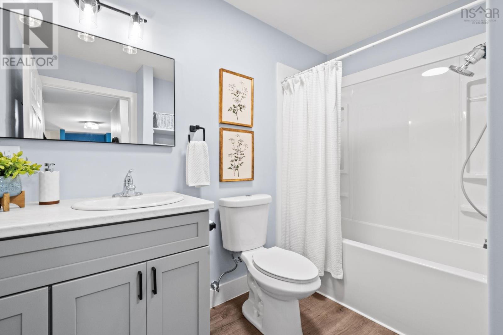 Property 27 of 46 of 1055 Marie Crescent