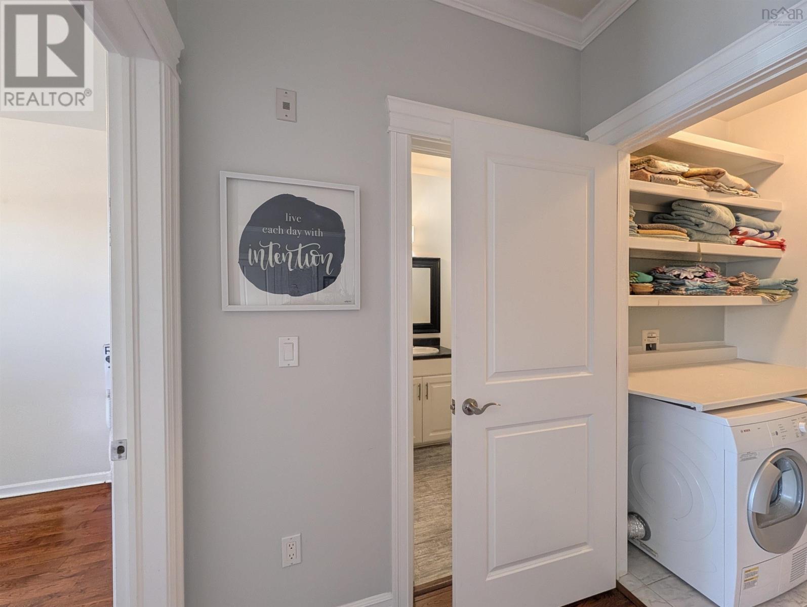 #204 24 Harbourside Drive - Image 31