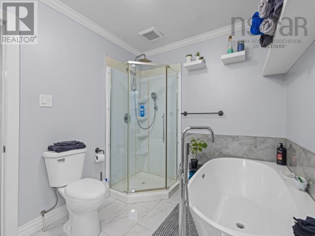 Property 39 of 45 of 4 Elmdale Crescent