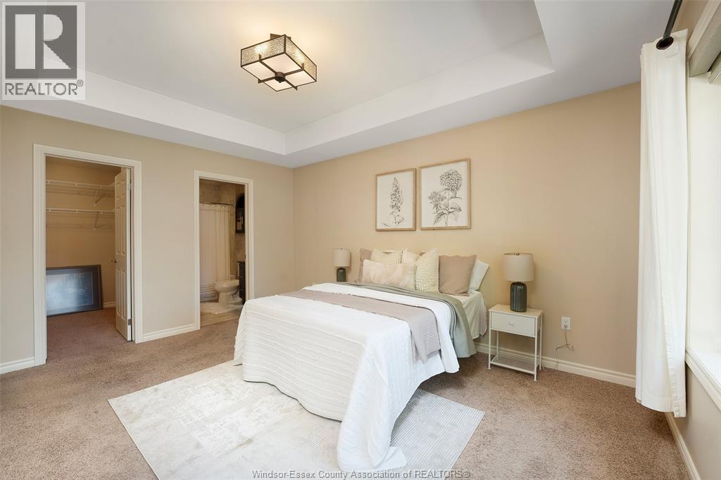 11892 Boulder CRESCENT - 13