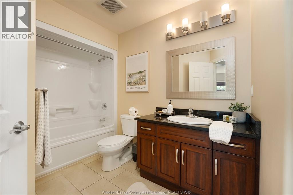 11892 Boulder CRESCENT - 16