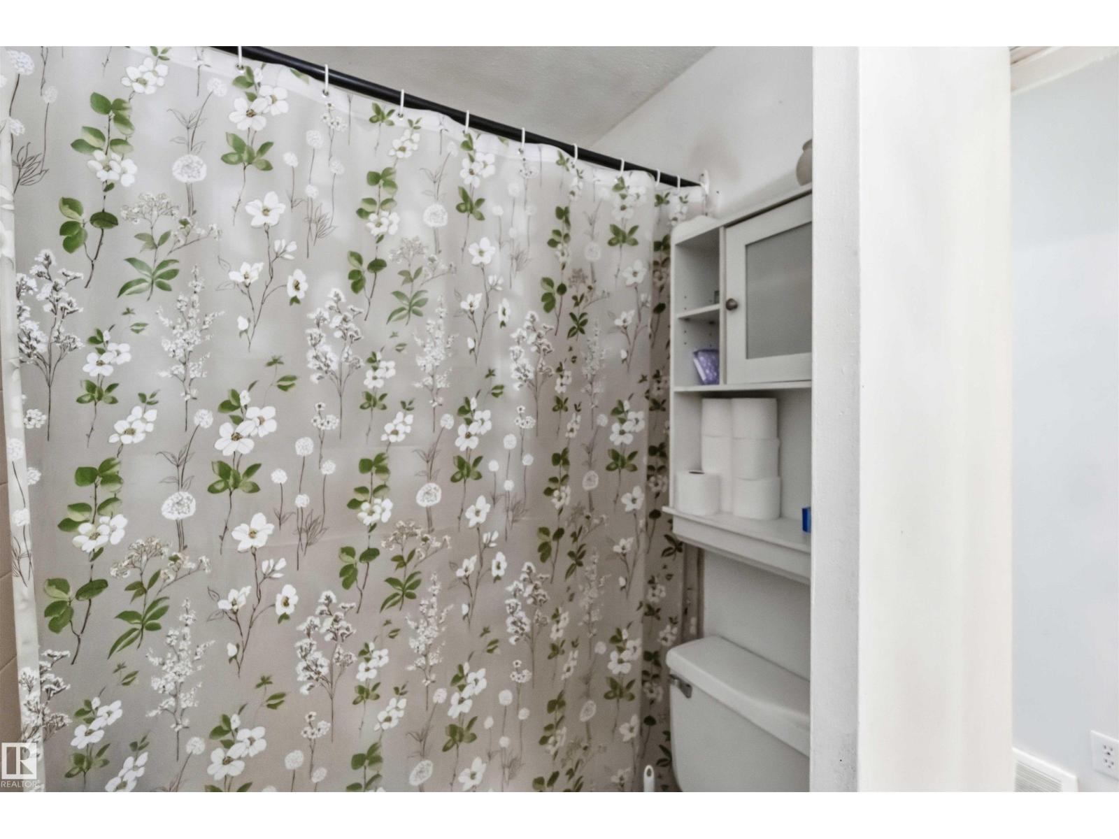 13408 67 ST NW - Image 23
