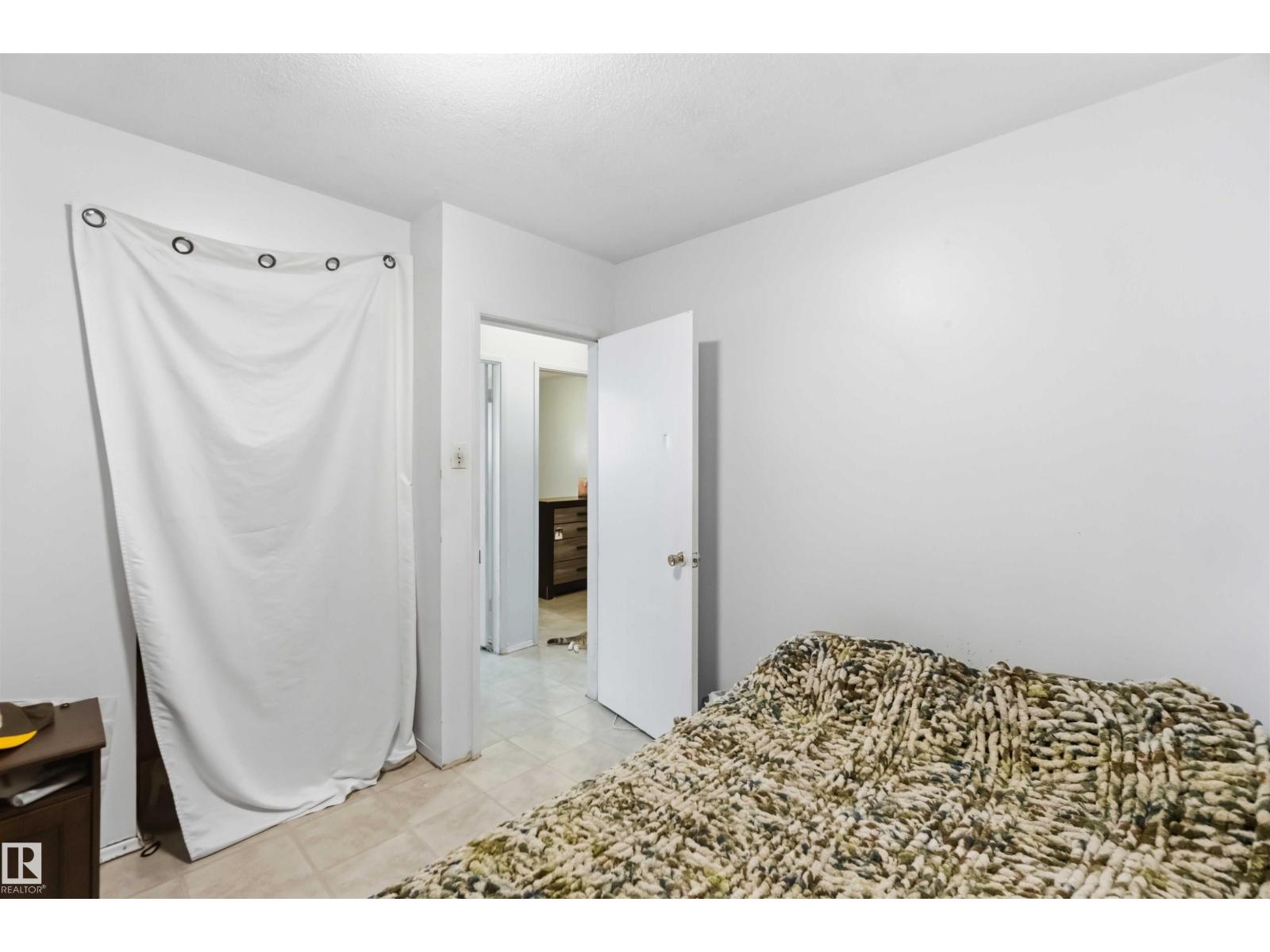13408 67 ST NW - Image 27