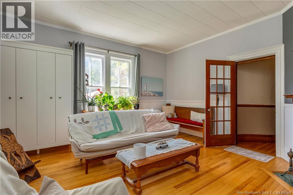 8 Gordon Street - Image 16