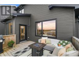 174 Lanark Drive thumbnail 15