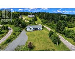 215 Goose Bay Drive thumbnail 7