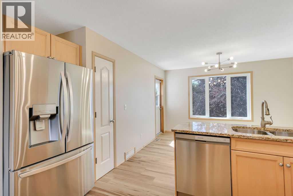 Listing photo – 102 Drummond Avenue, Red Deer