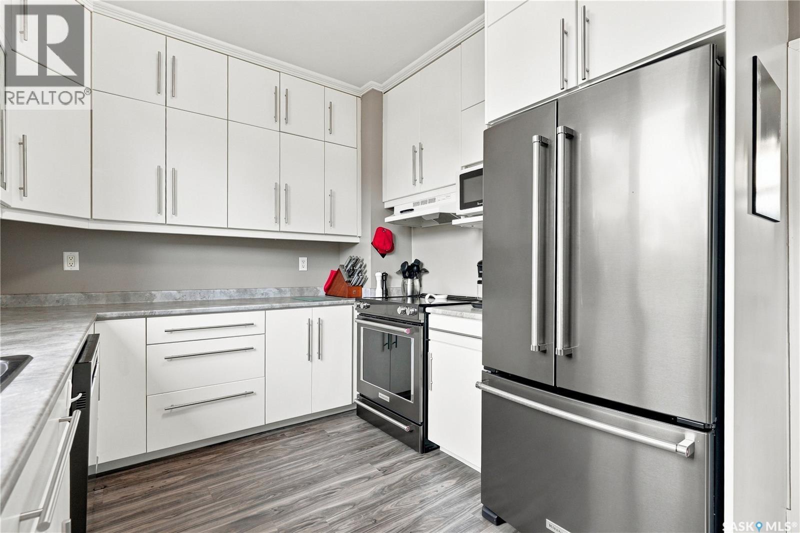 2011 Lorne AVENUE - 13