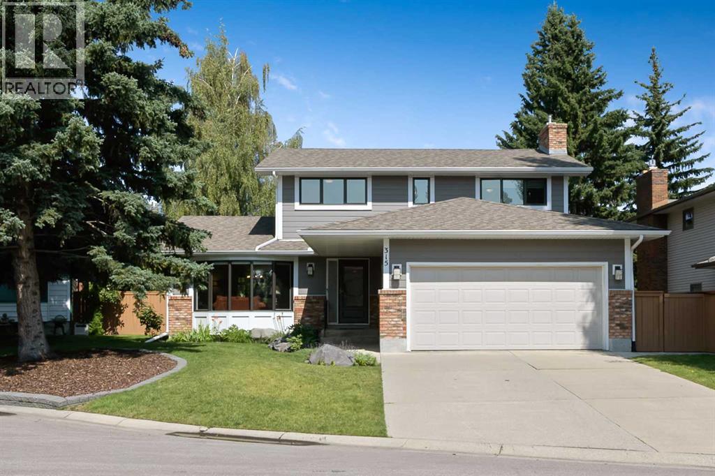 315 Woodpark Place SW, Woodlands, Calgary photo 1
