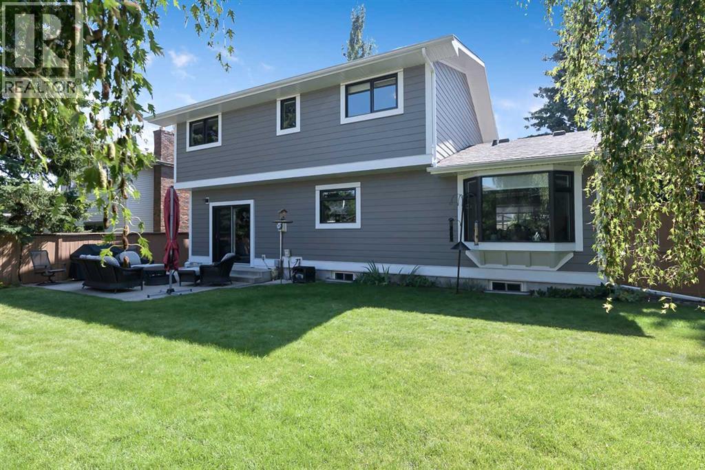 315 Woodpark Place SW, Woodlands, Calgary photo 2