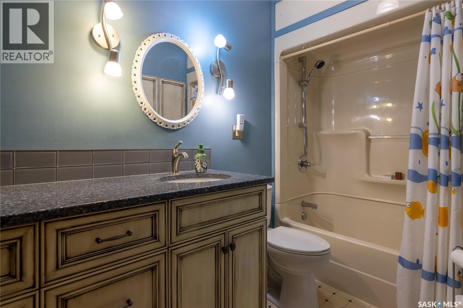 1135 Corning AVENUE - Image 40