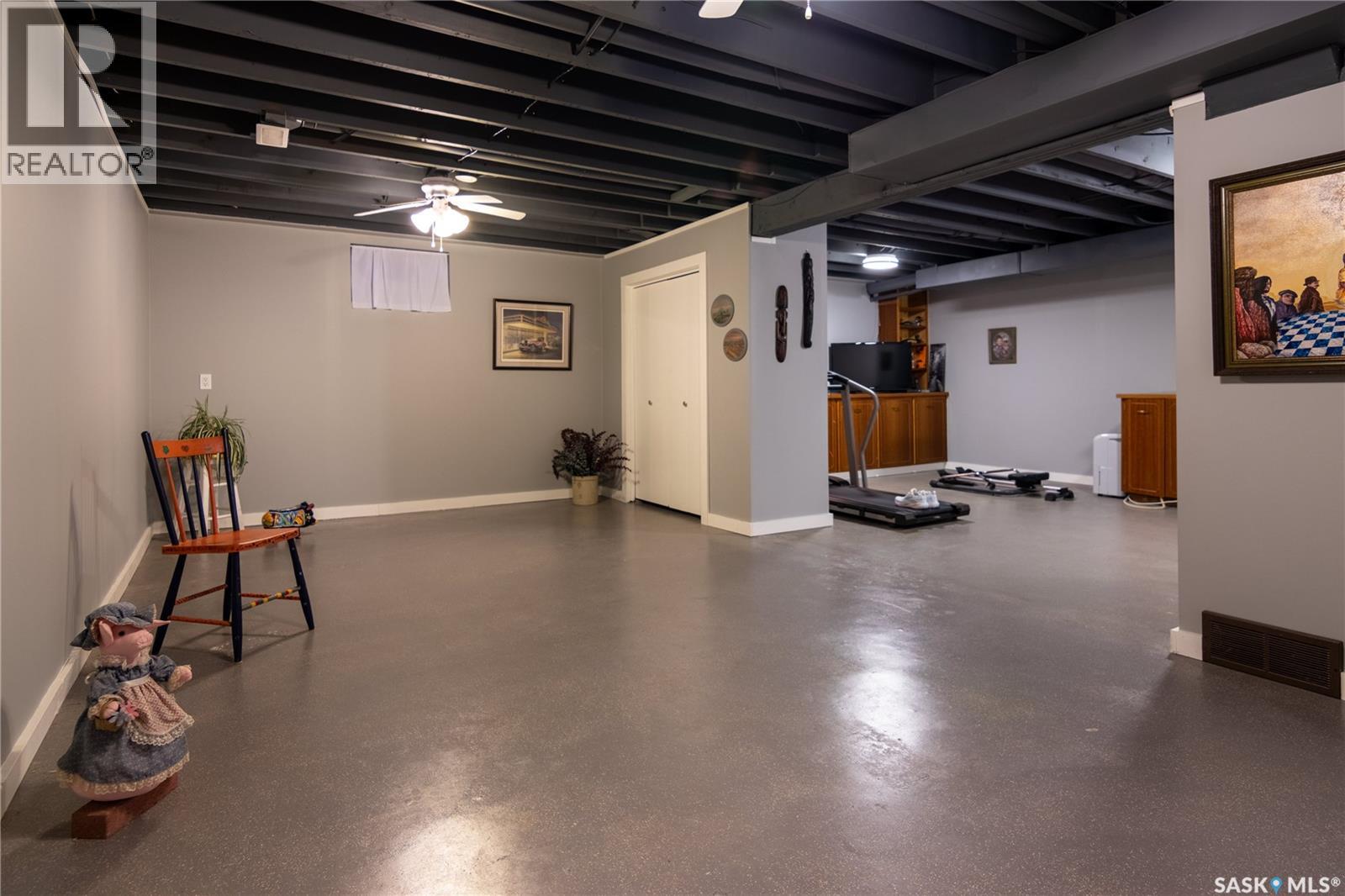 1135 Corning AVENUE - Image 53