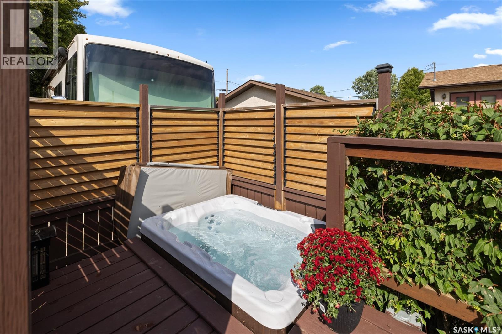 116 Courtside CRESCENT - 37