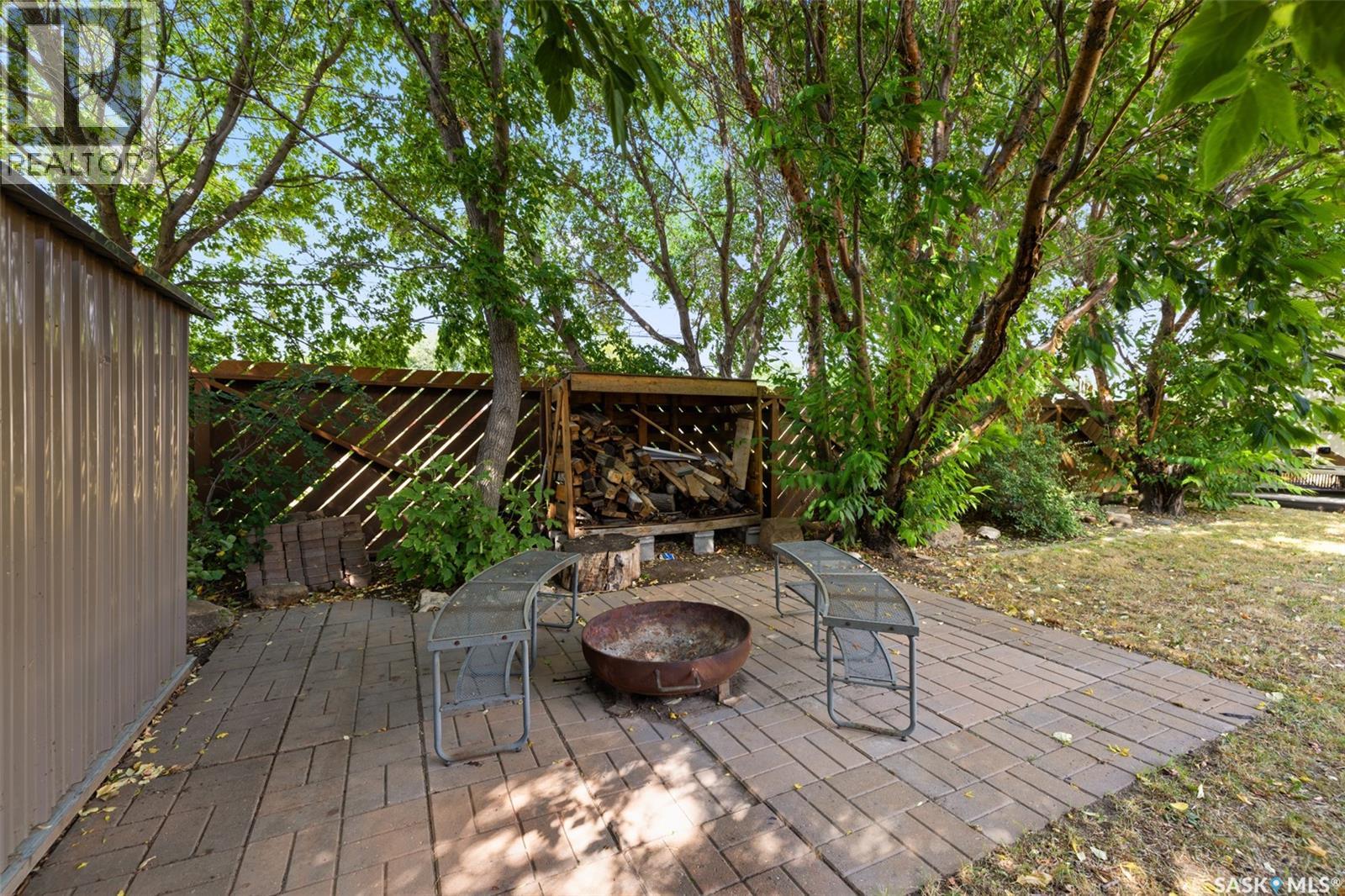 116 Courtside CRESCENT - 39