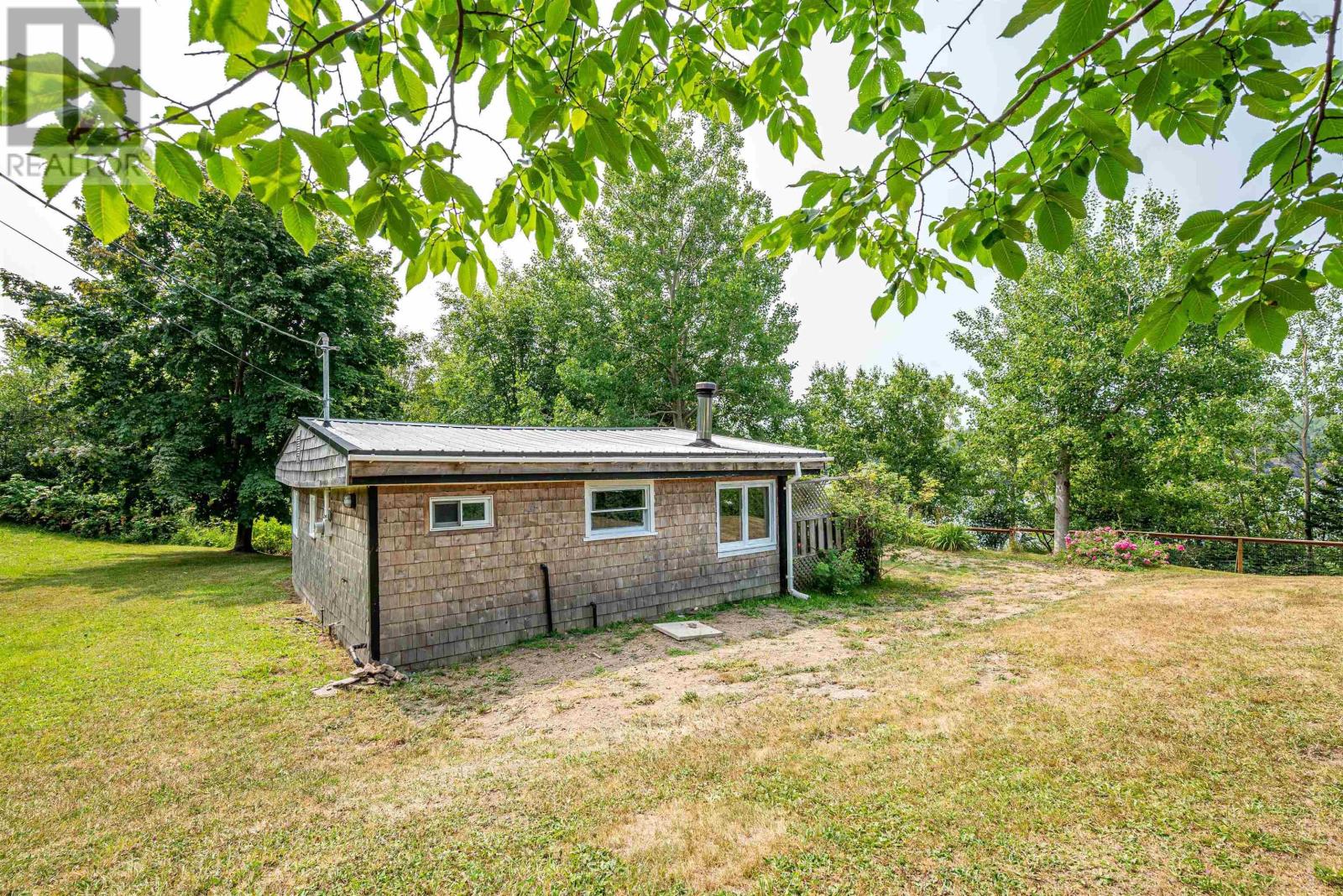 Property 35 of 46 of 101 Lorne Smith Road