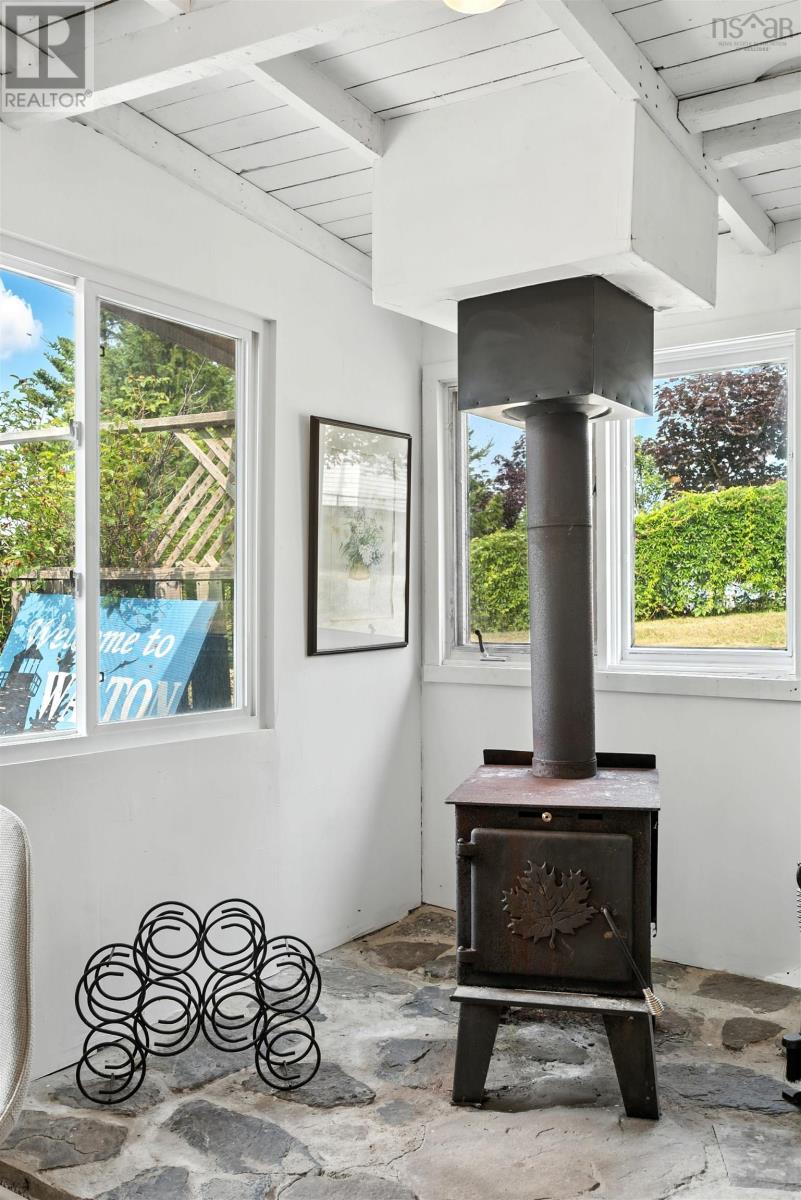 101 Lorne Smith Road - 24